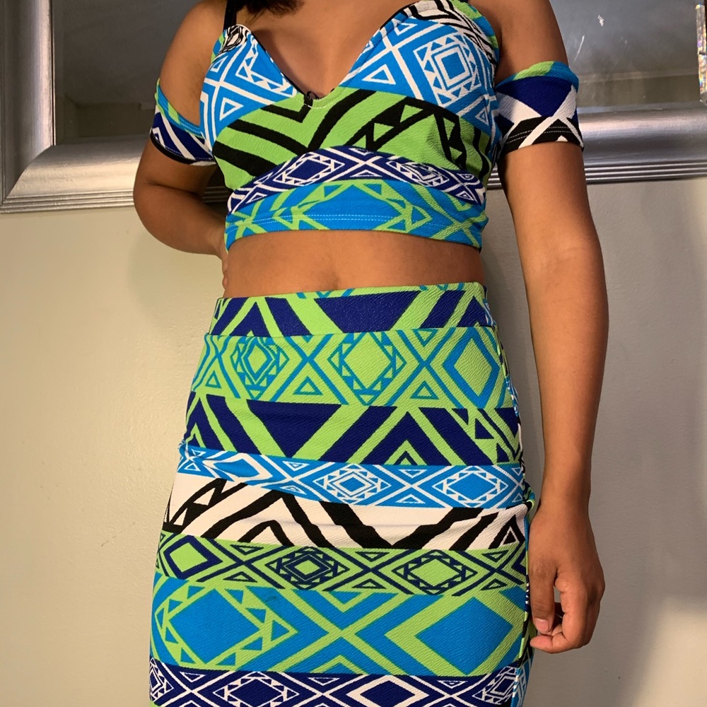 Festive patterned 2-piece